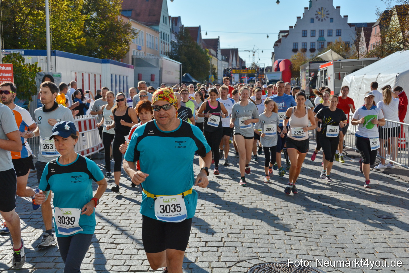 Unterer Markt Stadtlauf Neumarkt 2018 0100